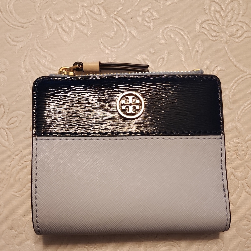 NWOT Tory Burch Robinson Color-Block Mini Wallet